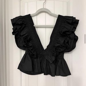 cute black ruffle top!